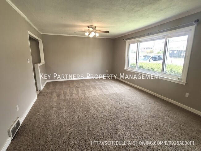 Building Photo - 7510 High Drive - Great 3 Bedroom Ranch!