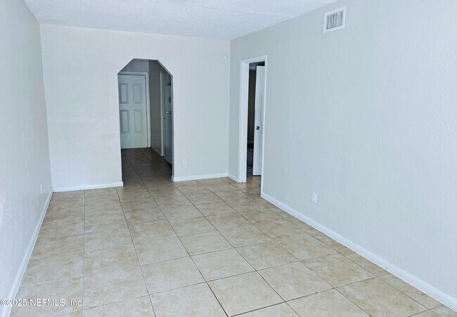 Foto del edificio - 2829 W 6th St