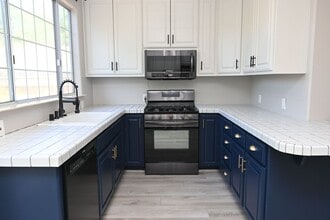 Building Photo - 495 Coe Ave Building Photo - 495 Coe Ave