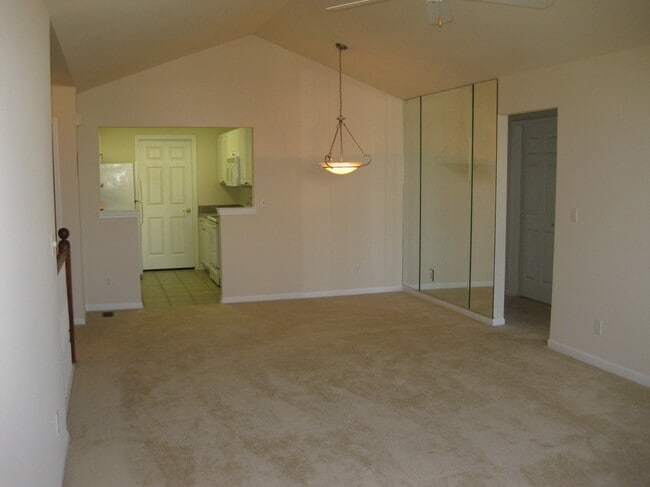 Building Photo - 3583 Oakmonte Blvd