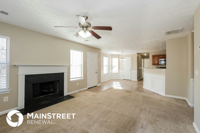 Building Photo - 40 Heaton Dr