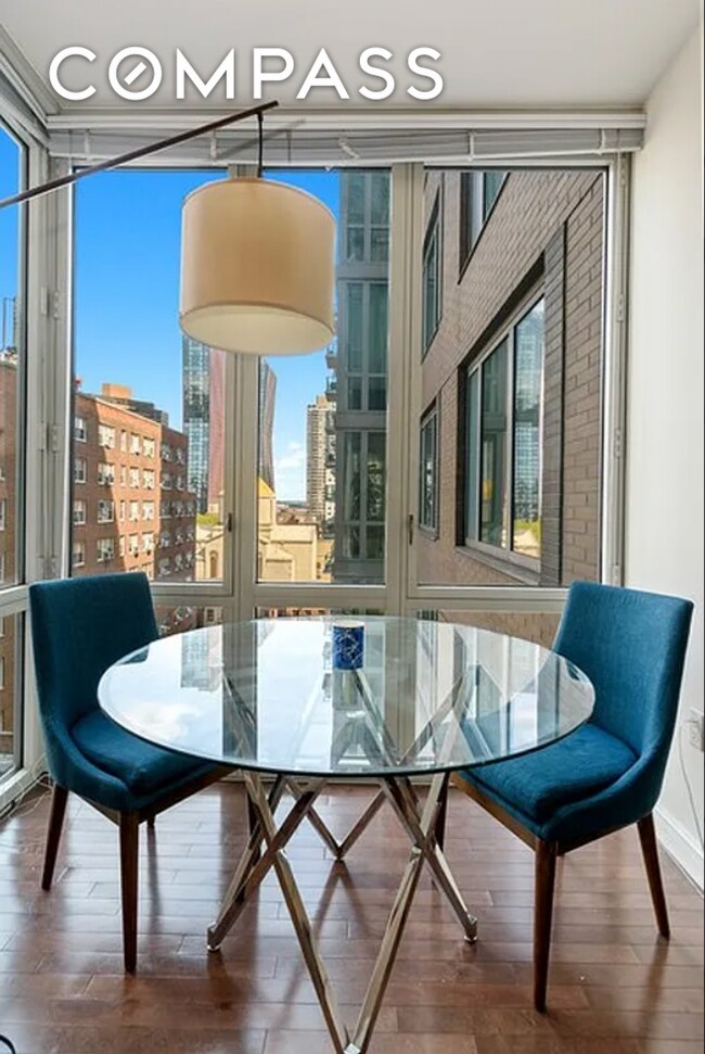 Foto del edificio - 225 E 34th St