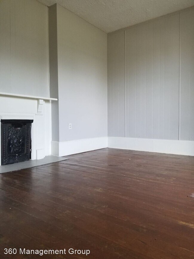 Building Photo - 5 br, 2 bath House - 148 W. Lexington Ave