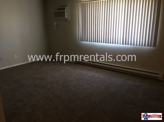 Building Photo - 2672 W Bedford Ln