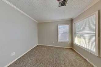 Building Photo - 8823 Stoney Bend Dr