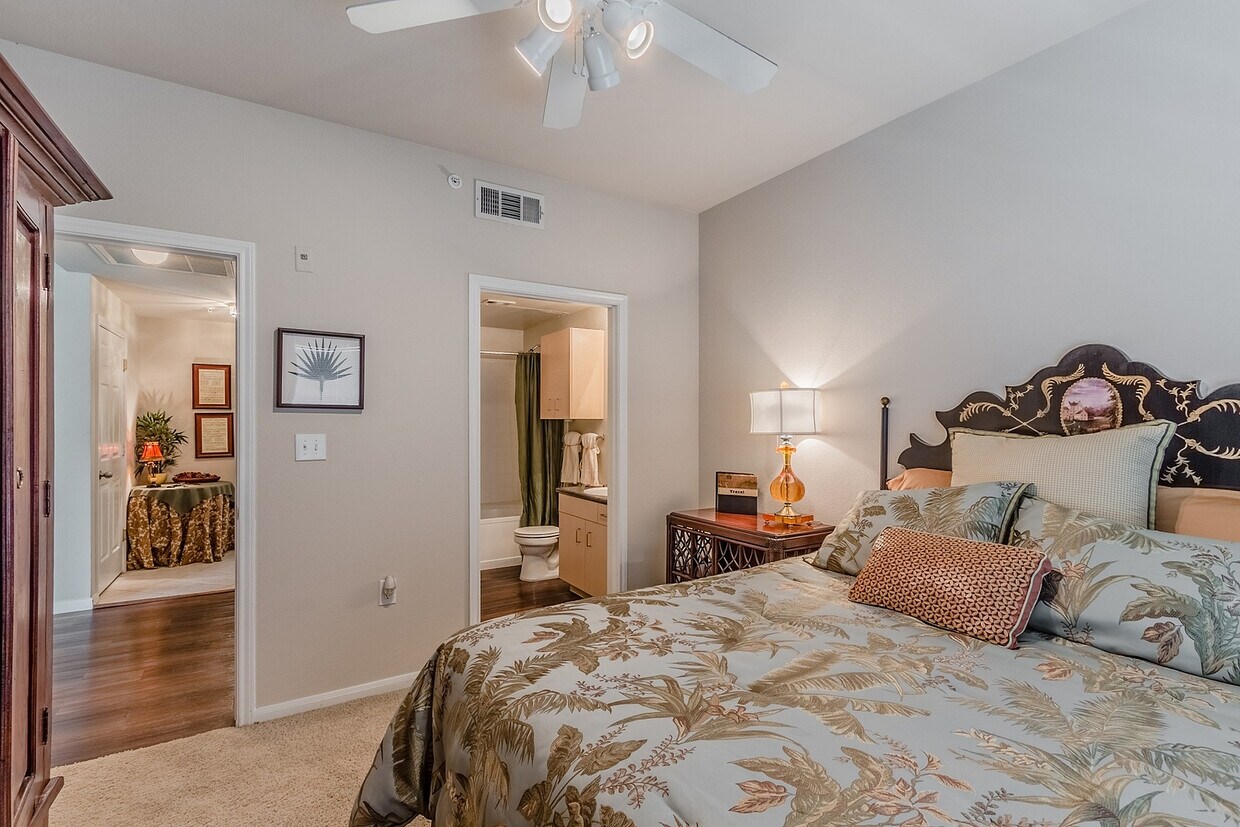Foto principal - Grand Estates at Kessler Park