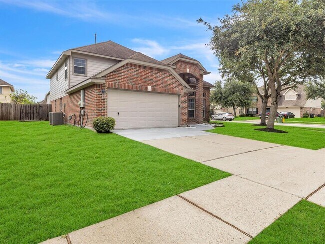 Building Photo - 3702 Banyan Wood Way