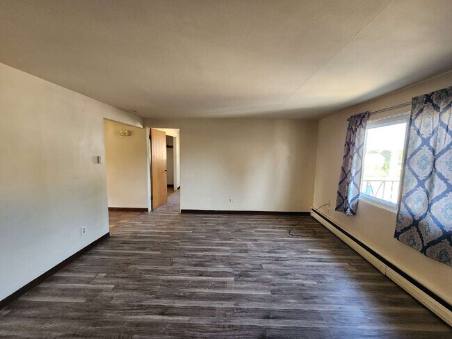 Foto del edificio - 1 Bedroom Apartment with balcony