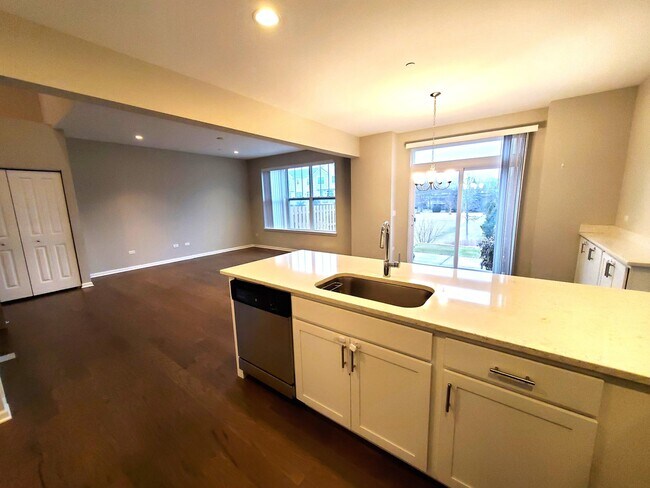 Foto del edificio - 3247 N Heritage Ln