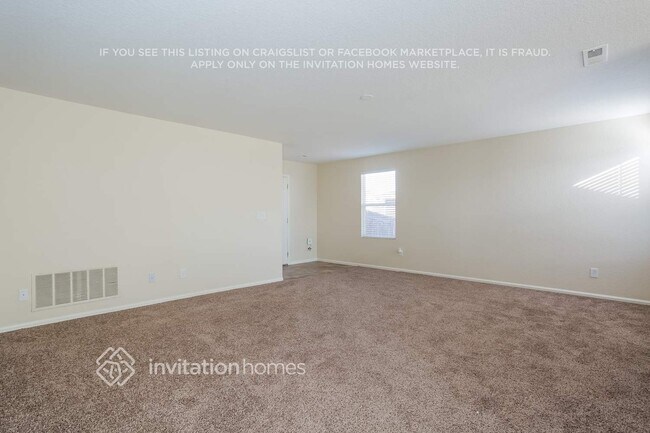 Foto del edificio - 729 Canyon Ln