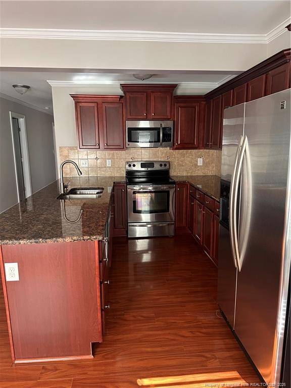 Building Photo - 123-201 Person St