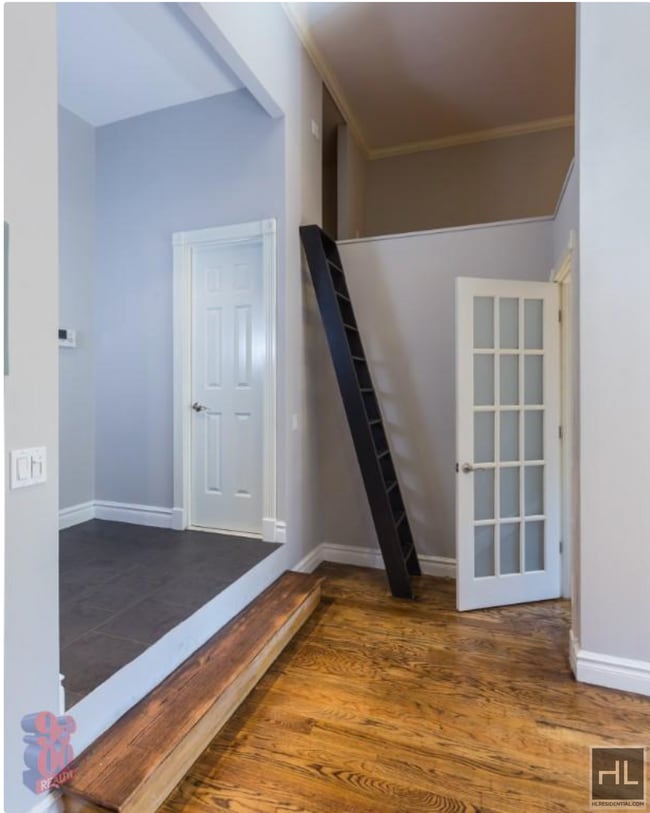 Building Photo - W 14TH ST.