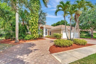 Building Photo - 3203 W Stonebrook Cir