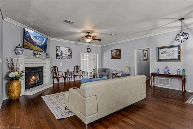 Foto del edificio - 1531 Pickwick Ln