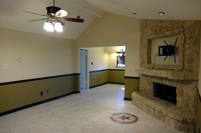 Foto del edificio - 10526 Sundown Dr