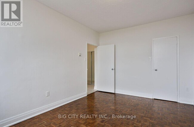 Photo du bâtiment - 280 St George St