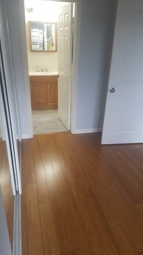 Bedroom / Bathroom - 18730 Brookhurst St