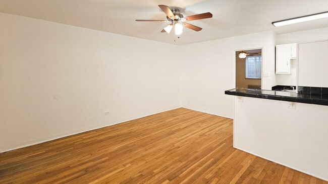 Unit B - Living - Courtyard on Vine