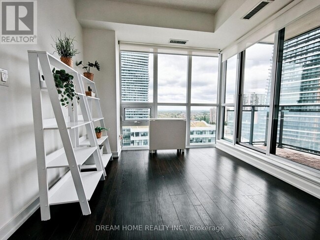 Building Photo - 4311-4011-4011 Brickstone Mews