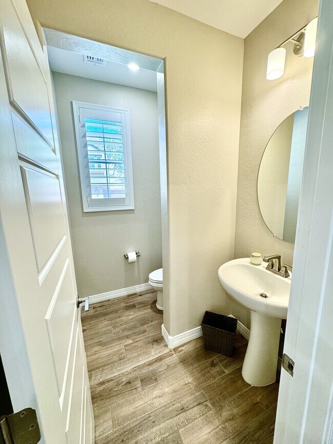 Foto del edificio - 1823 E Chelsea Ln