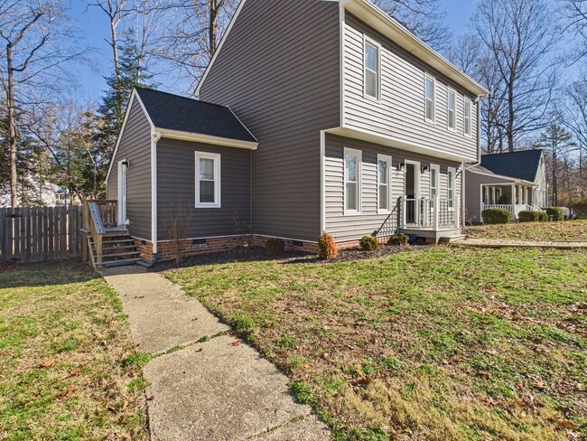 Foto del edificio - 12024 Lockett Ridge Ave