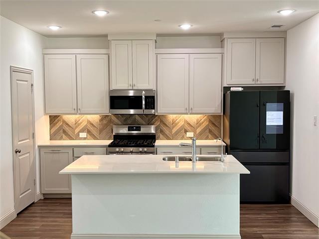 Foto del edificio - 11261 Lost Maples Trl