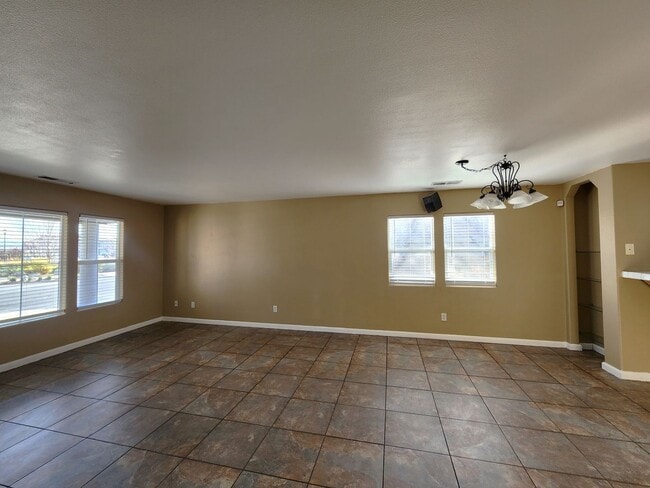 Foto del edificio - 4 Bedroom Home in Gardnerville For Rent