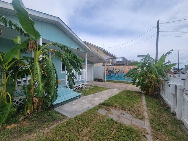 Foto del edificio - 2215 Victory Ave