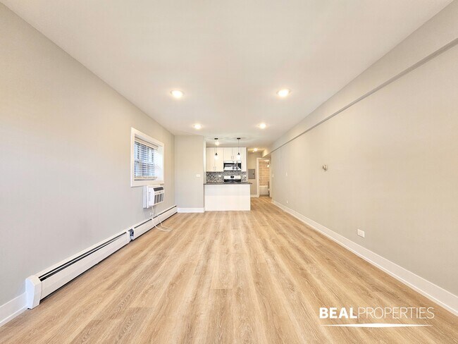 Foto del edificio - 553 W Stratford Pl