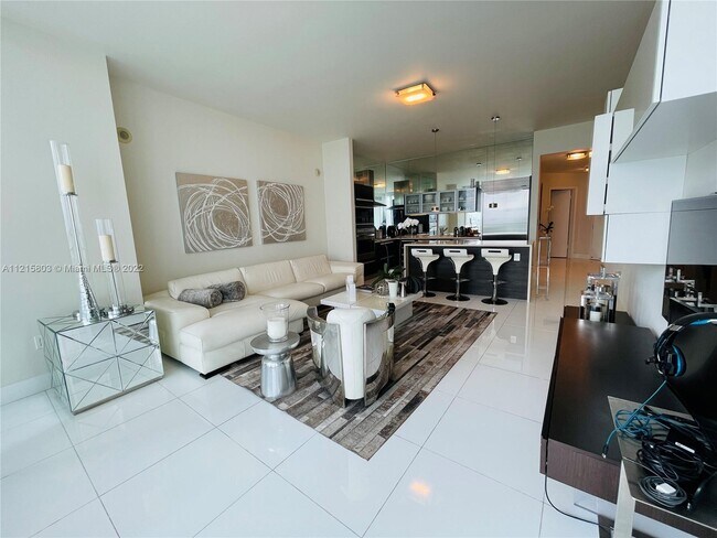 Foto del edificio - 2020 N Bayshore Dr