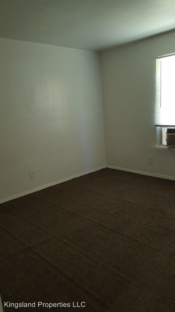 Building Photo - 4337 Prairie Ave
