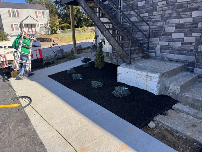 Building Photo - 404 High St Building Photo - 404 High St