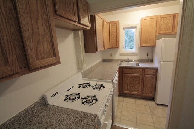 Building Photo - 428 S Trenton Ave