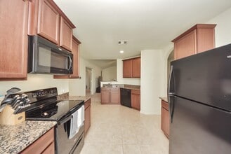 Building Photo - 10803 Dover White Dr