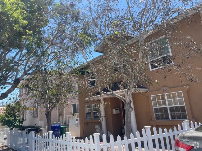 Building Photo - 3840 Kettner Blvd