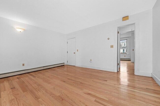 Foto del edificio - 35 Allston St