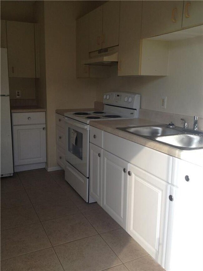 Building Photo - 3 br, 2 bath House - 441 Ricold Ter