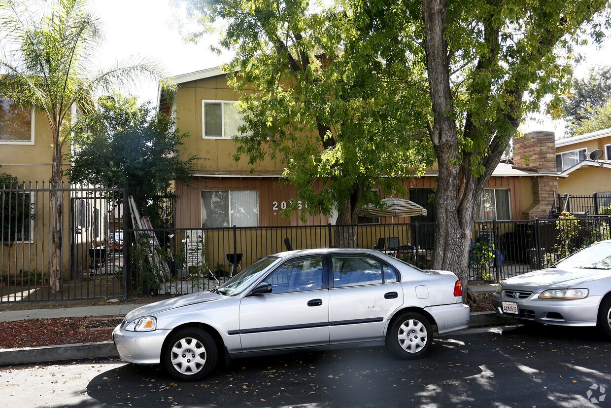 Building Photo - Hartland Apartments