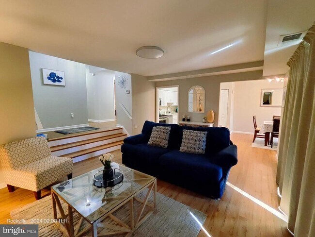Foto del edificio - 14450 Parkvale Rd