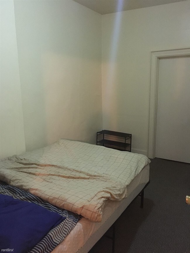 Foto del edificio - 1322 Sterling Pl