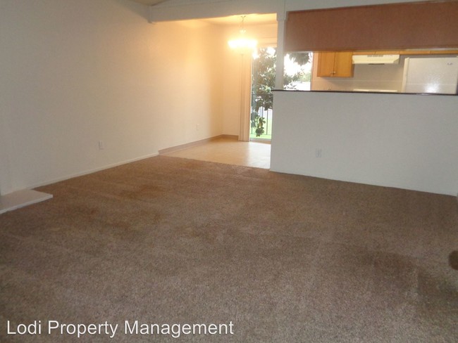Foto del edificio - 1819 S Cherokee Ln