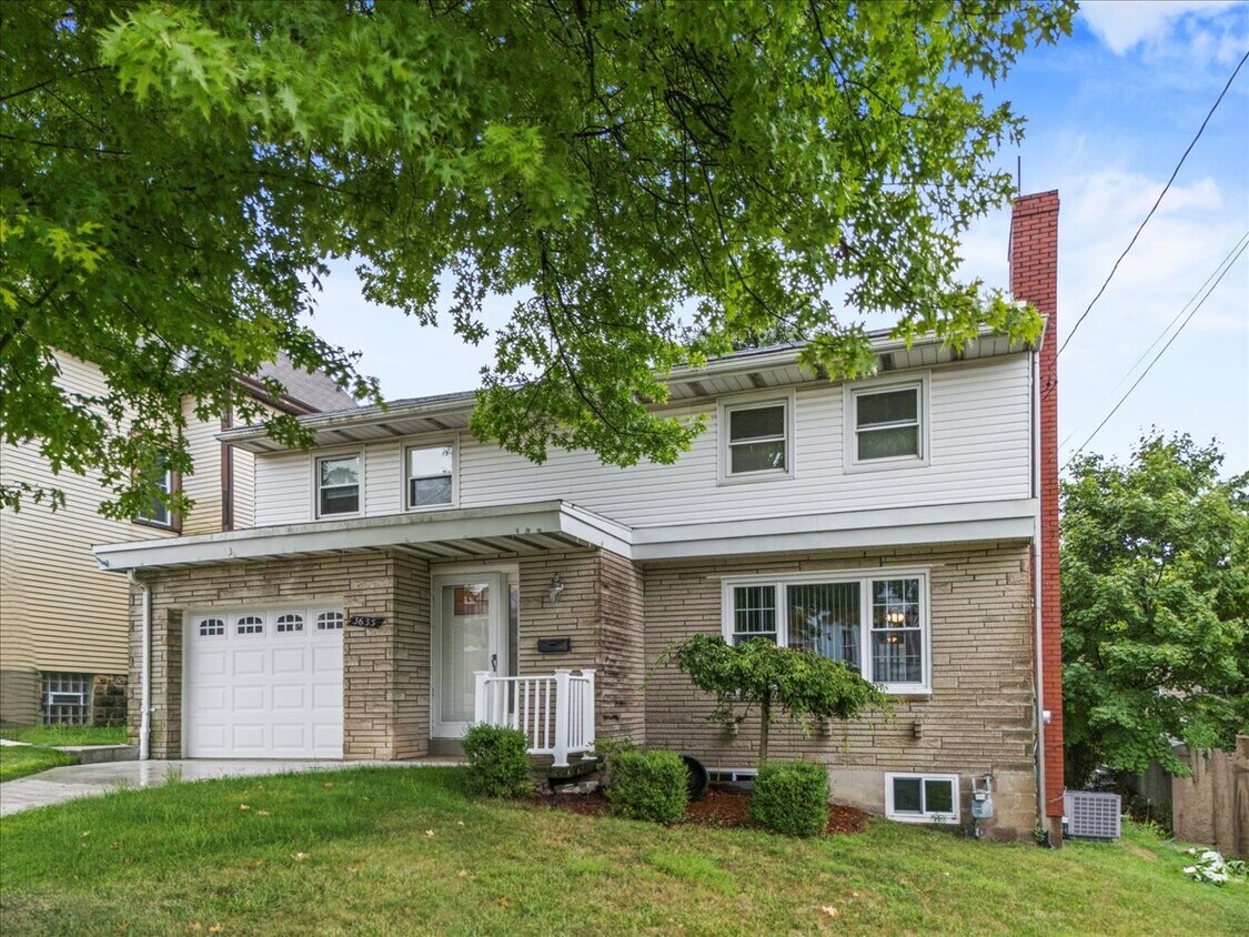 Foto principal - 3635 Poplar Ave