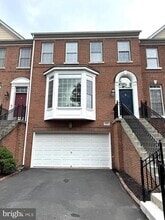 Building Photo - 4031 Quiet Creek Dr