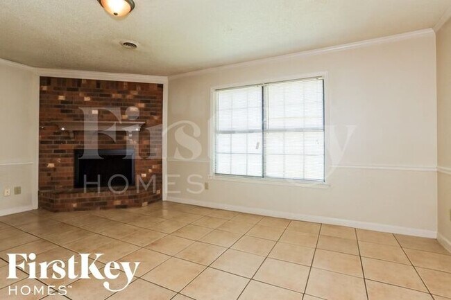 Foto del edificio - 6350 N Fawn Hollow Cir