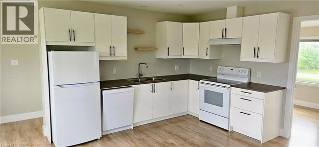 Building Photo - 1499 Concession 4 W