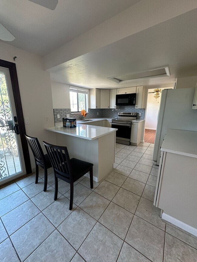 Foto del edificio - ---REMODEL---Single Family House in Arvada