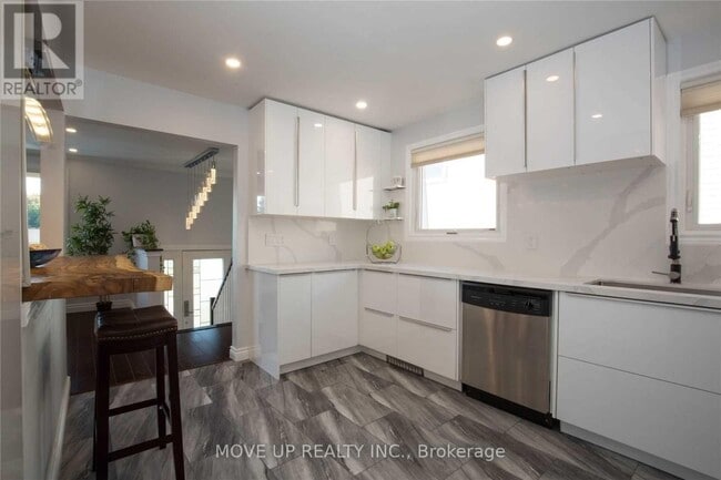 Photo du bâtiment - 3384 Hannibal Rd