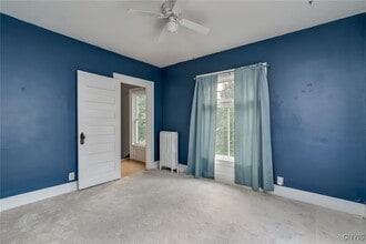 Building Photo - 121 Haley St