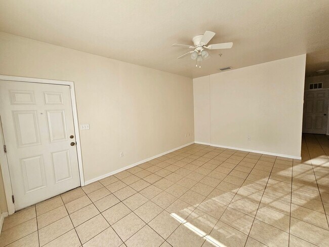 Foto del edificio - 2/2 ( Eagle Trace) Charming, updated townhome