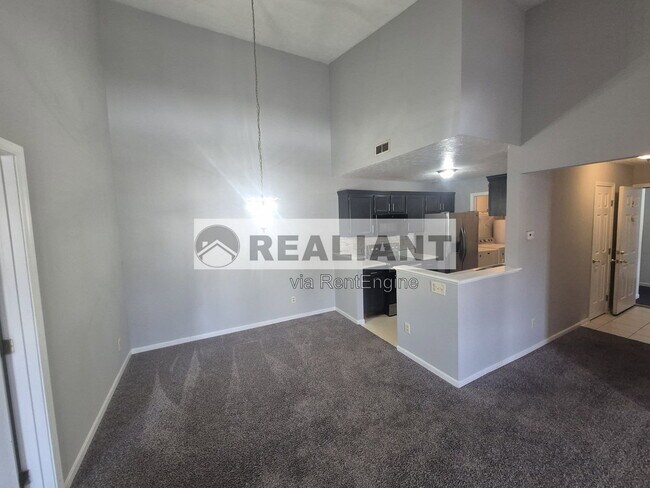 Foto del edificio - 10136 Carnation Ct